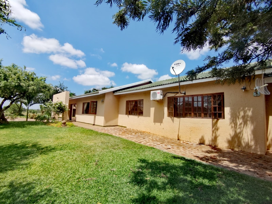 Commercial Property for Sale in Kraalhoek A H North West